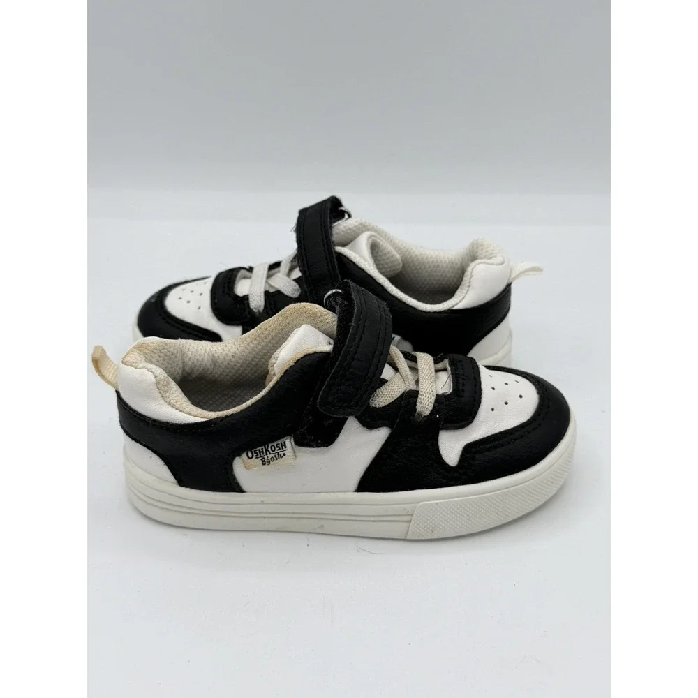 OshKosh Toddlers Isak Black/White Easy-on Casual Sneakers Size 7